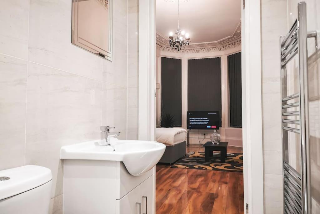 גלאזגו S.H Apartments מראה חיצוני תמונה